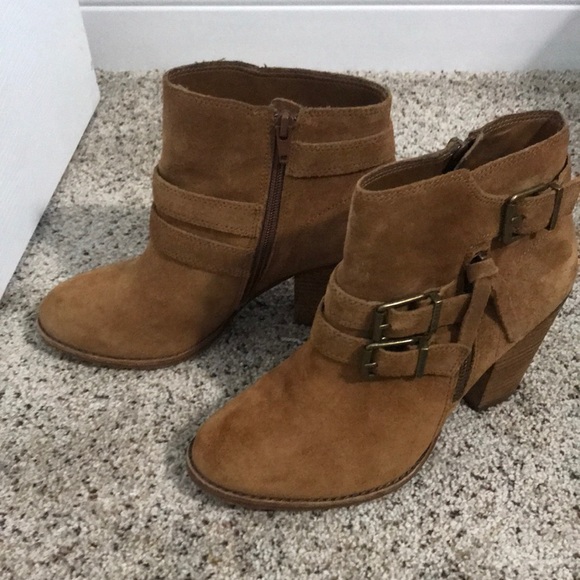 Gianni Bini Tan Suede Ankle Boots - Picture 2 of 5
